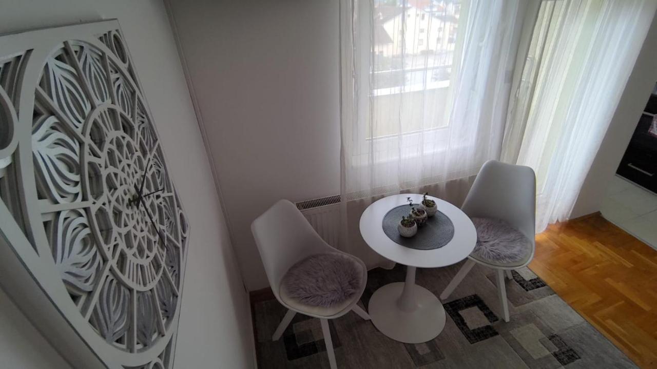 Poesia Apartment Novi Sad Extérieur photo