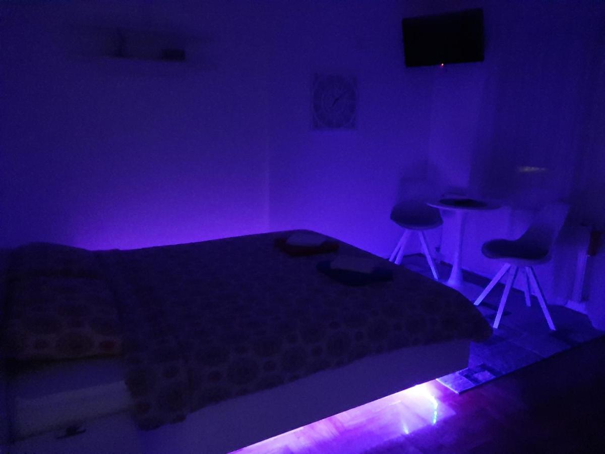 Poesia Apartment Novi Sad Extérieur photo